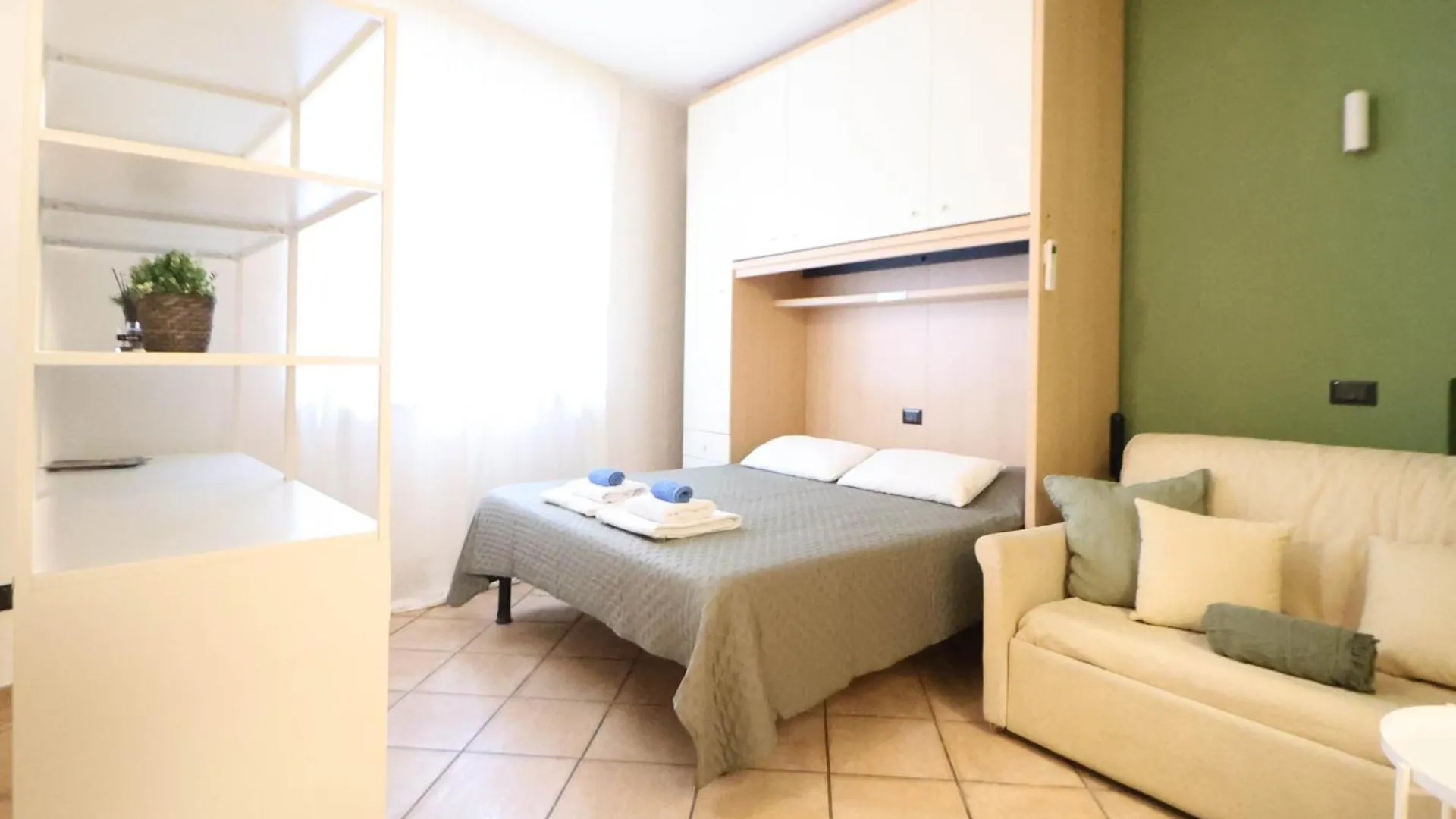 Contacten van Nel Centro Di Desenzano